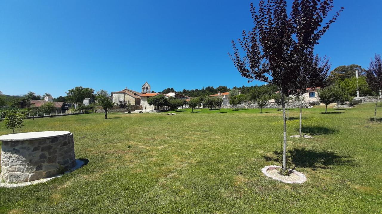 דירות Sober A Forxa Casa Ferrador Ribeira Sacra מראה חיצוני תמונה